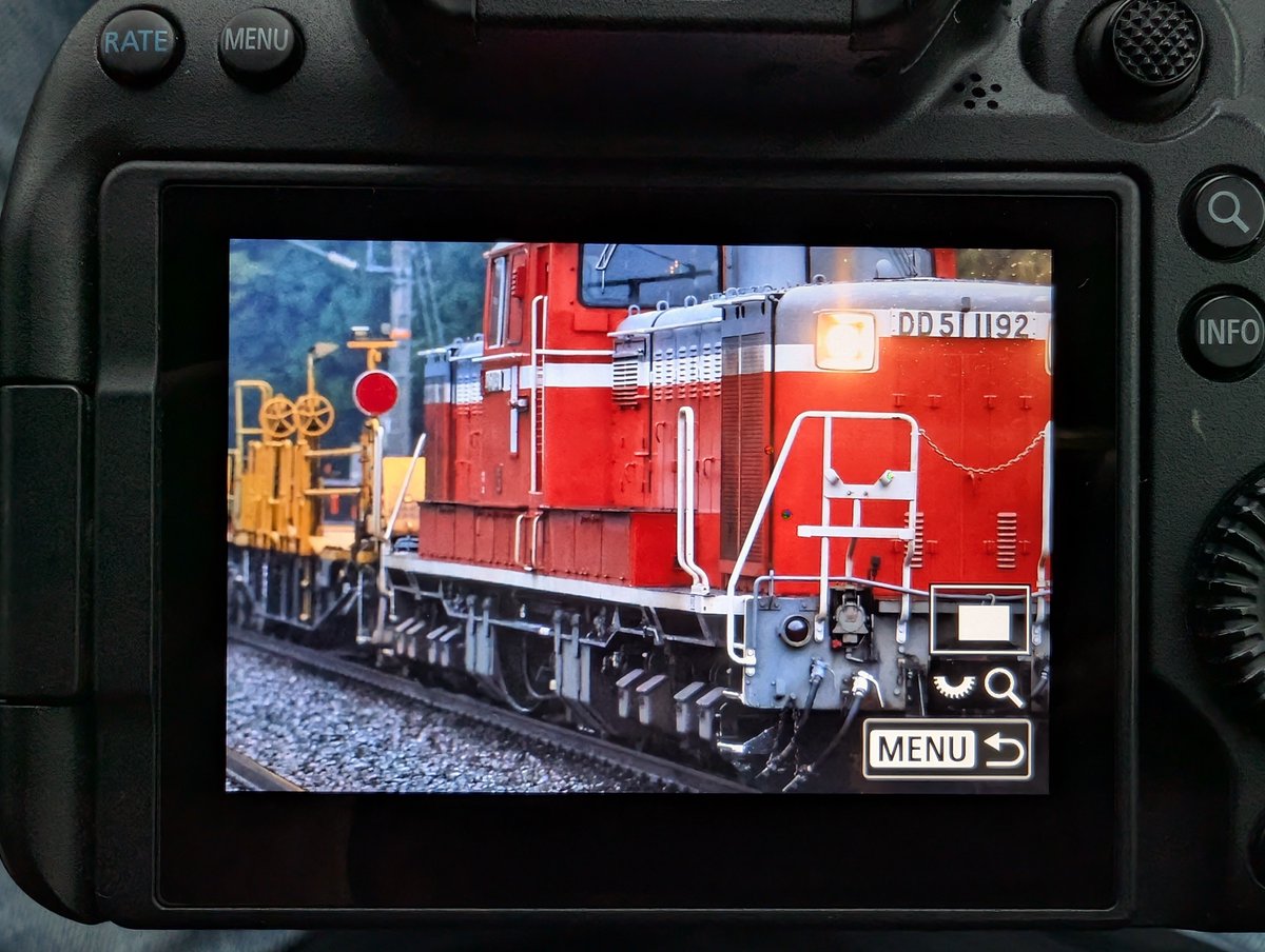 Taki44002's tweet photo. おはようございました😊

残念ながら連休じゃないので
北海道遠征は行けず……🥲
なので凸ロンチキを📸

明日は仕事なので、これからゆっくり帰宅します〜😁 https://t.co/l1Ba5riqJH