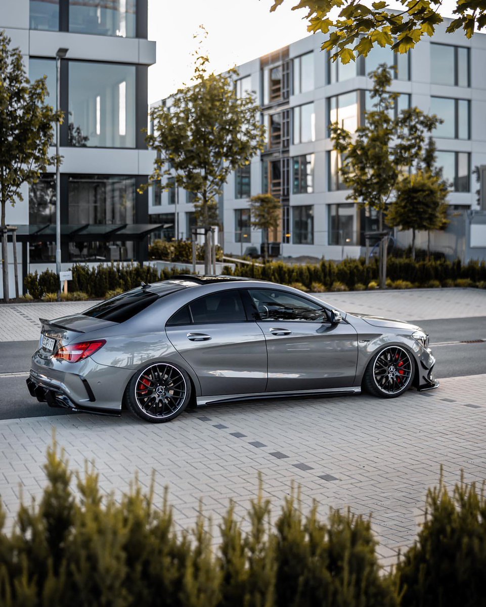 ApexDistrictX's tweet photo. Mercedes-AMG CLA45 https://t.co/RgHnc5WTkF
