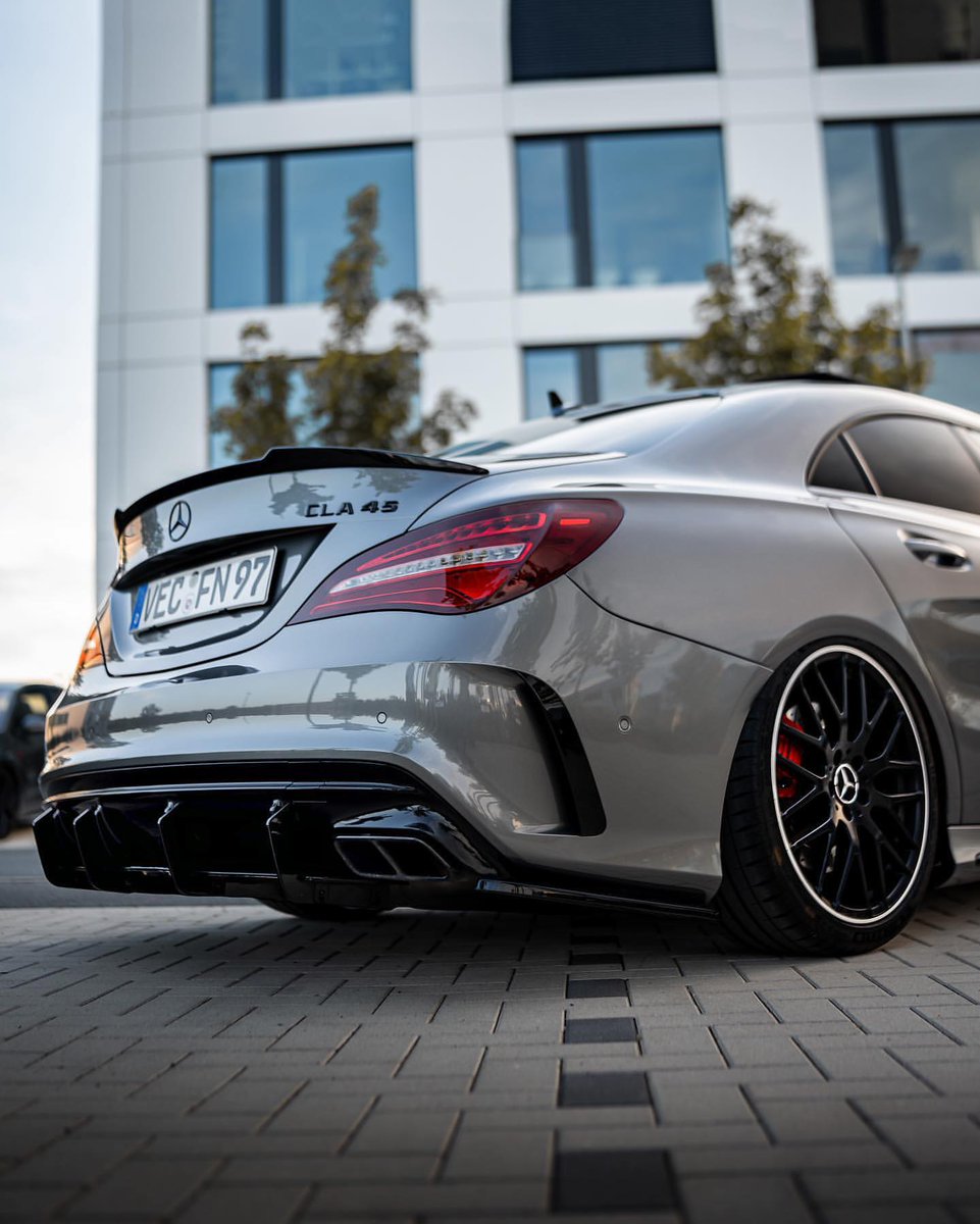 ApexDistrictX's tweet photo. Mercedes-AMG CLA45 https://t.co/RgHnc5WTkF