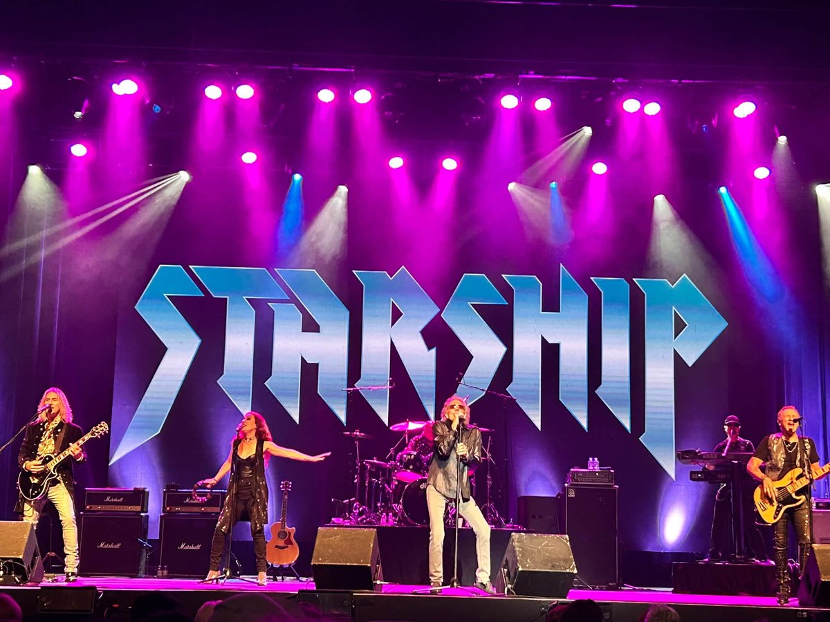 StarshipControl's tweet photo. What a show! A huge thanks to @PechangaCasino  for having us ⭐️
Upcoming shows:
Oct 7 - Fresno, CA
Oct 14-15 - Orlando, FL
Oct 17 - Tucker, GA
Nov 11 - Springfield, IL
Nov 13 - Monroe, NC
Dec 5 - Ridgefield, WA
https://t.co/DFbGV2OJQf

📸: Michelle Zadra and Lisa Gipti-Mojica https://t.co/RUhejWDmNb