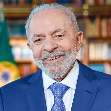 updatecharts's tweet photo. Lula sobre o FIM das bets no Brasil:

"O dinheiro do jogo é pra comida das crianças, se quiser jogar, compra um litro de leite pra sua casa, pão, mais comida pra sua casa. Não é correto gastar o que não tem pra tentar ganhar o que não existe, não da pra acreditar em mentira". https://t.co/pnsX0SvT7o