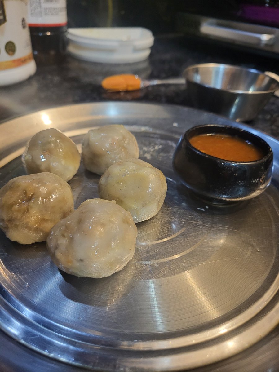 tanuscripts's tweet photo. Made these with the quick momo banger recipe! https://t.co/XQYDapDhTd