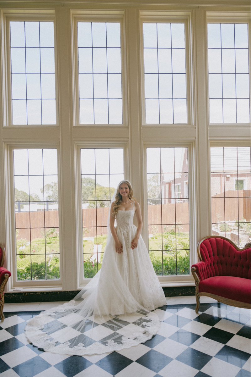 losangelesliv's tweet photo. just got back the rest of my wedding photos and DAMN I’d wear this dress every day if I could https://t.co/2hSKymMAok