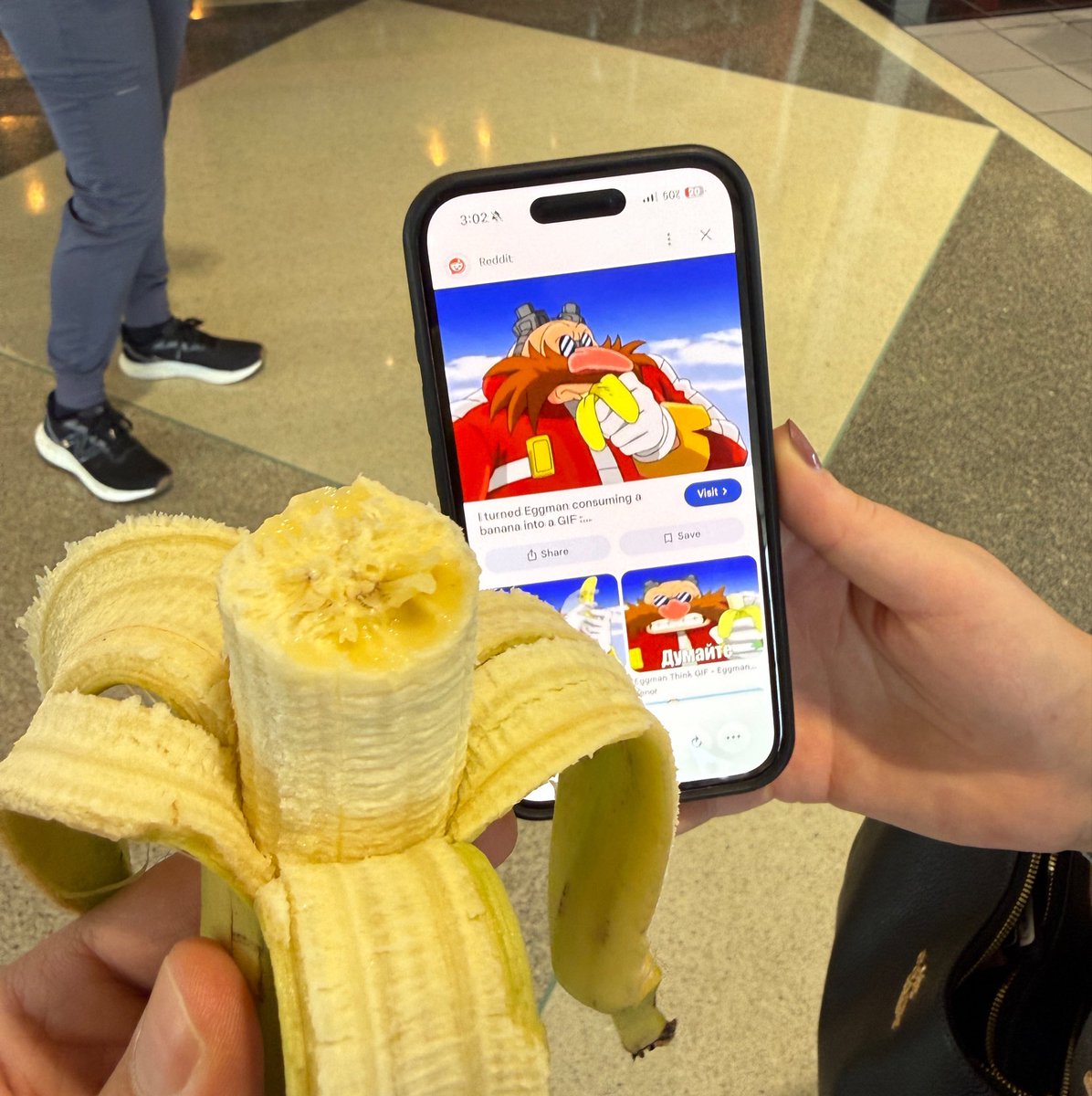 SamsProStation's tweet photo. I’m just trying to eat my banana in peace and the moment I take a bite @KennieAdventure shows me this 🫩 https://t.co/A62dbBgCUT