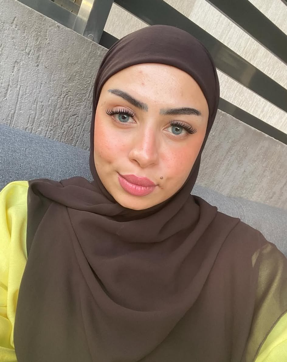De7aa100's tweet photo. بتعملوووو اي https://t.co/sXsodkQ7AM