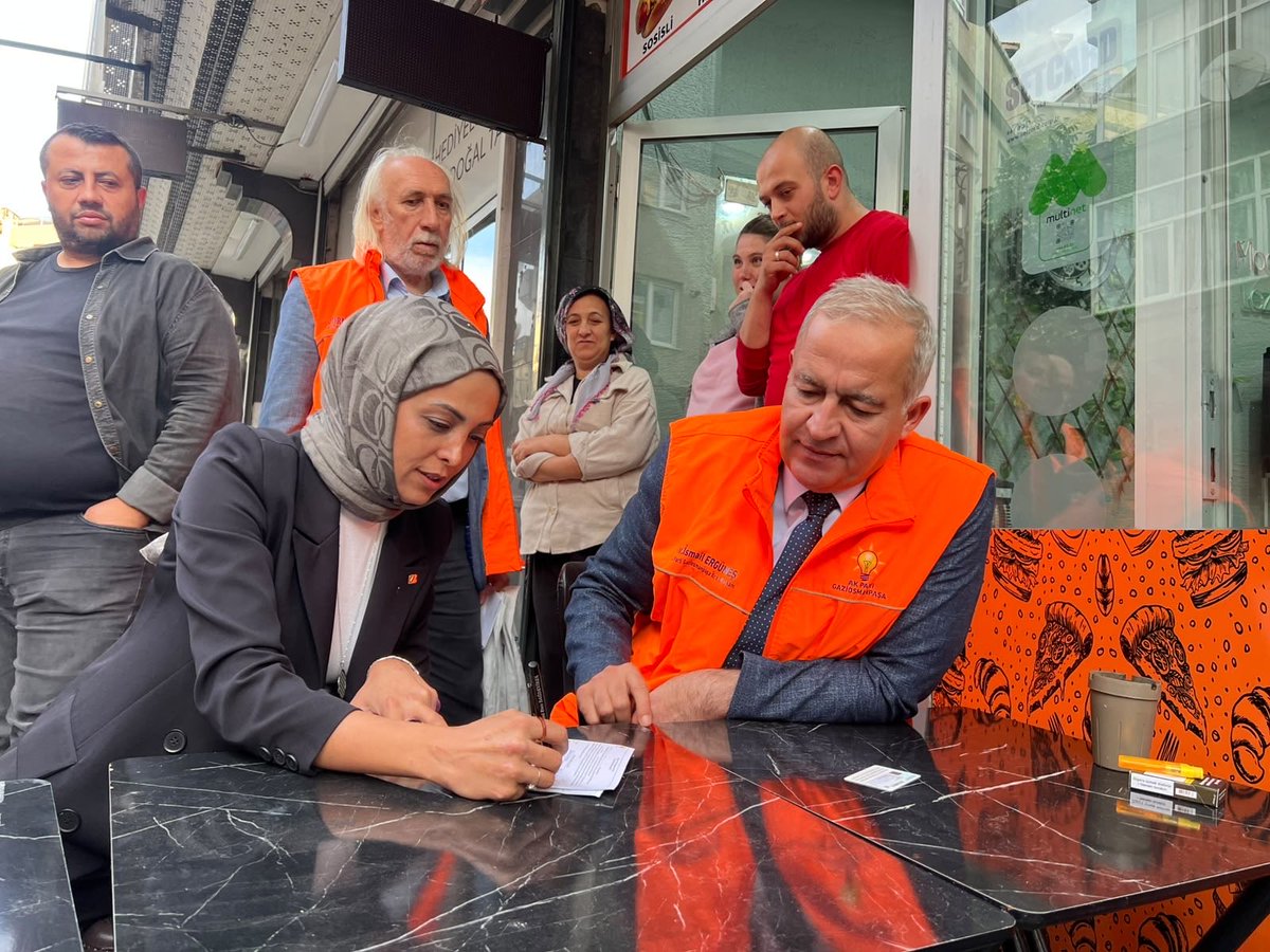 ismailerguness's tweet photo. Bağlarbaşı Mahallemizde gerçekleştirdiğimiz ziyarette, AK Parti ailemize katılmak isteyen hemşehrilerimizle bir araya geldik. https://t.co/tKayqwX3hV