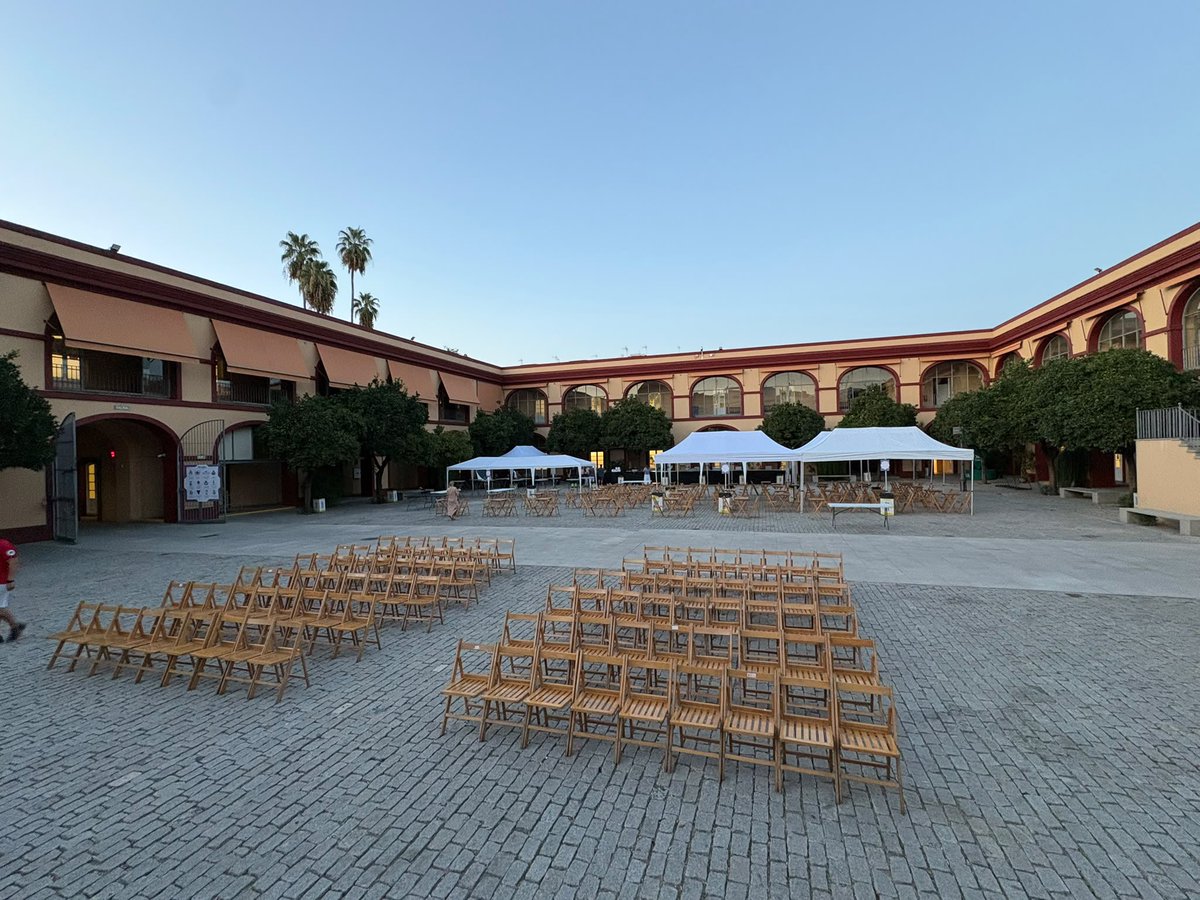 hdadsbernardo's tweet photo. Todo preparado para disfrutar mañana sábado en la Diputación de Sevilla de Sones de un Arrabal, la música de San Bernardo. ¡Os esperamos! De 12h a 20h, entrada gratuita. https://t.co/tnasIPwfy1