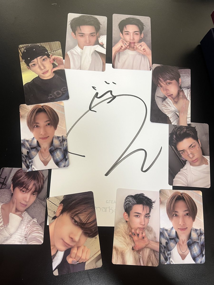 ari_fae0514's tweet photo. @andTEAMofficial Mark on Me pop-up at @hello82ATLANTA 
Loved seeing fellow Luné!!

#andTEAM_Release_Event
#hello82
#82giveaway https://t.co/xFdawFpzj5