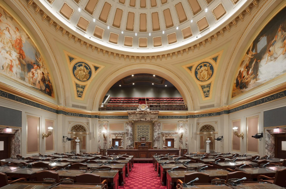 CrenshawLight's tweet photo. The Minnesota State Capitol's five-year, whole-building restoration ran more than 1,100 fixtures in 78 distinct types, brought back to museum standards. The monumental solid-brass torchieres carry hand-applied patina — matched to the originals, not approximated. https://t.co/qDeaugxX6I