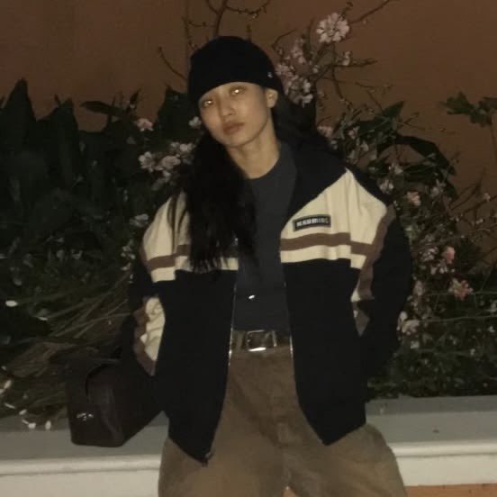 zyos_heirloom's tweet photo. Necesito urgentemente un edit de jihyo masc con la cancion de… tengo la pinga dulce boto leche con vainilla JAJSHAJSH me dieron ganas de aprender a editar solo pa eso https://t.co/IkefqrNWPs