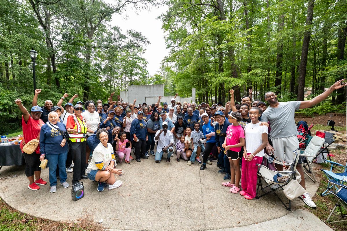 CityofAtlanta's tweet photo. Here’s a flashback to earlier this week as Nature Gurlz wrapped up summer! 🌿 From yoga and hiking to laughter and connection, the day was all about enjoying the outdoors, building community and sharing new experiences together. Adventure. Explore. Connect. https://t.co/9AGyp5qPk8