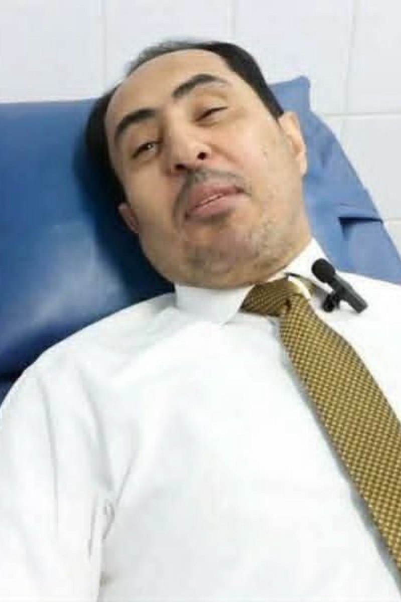 4syg5's tweet photo. @Alkathiri220 الدولة الوحيدة بالعالم اللي توظف شخص من ذوي الاحتياجات الخاصه ( متلازمة داون ) بمنصب وزير 😔 https://t.co/Fsj6cLKBFC