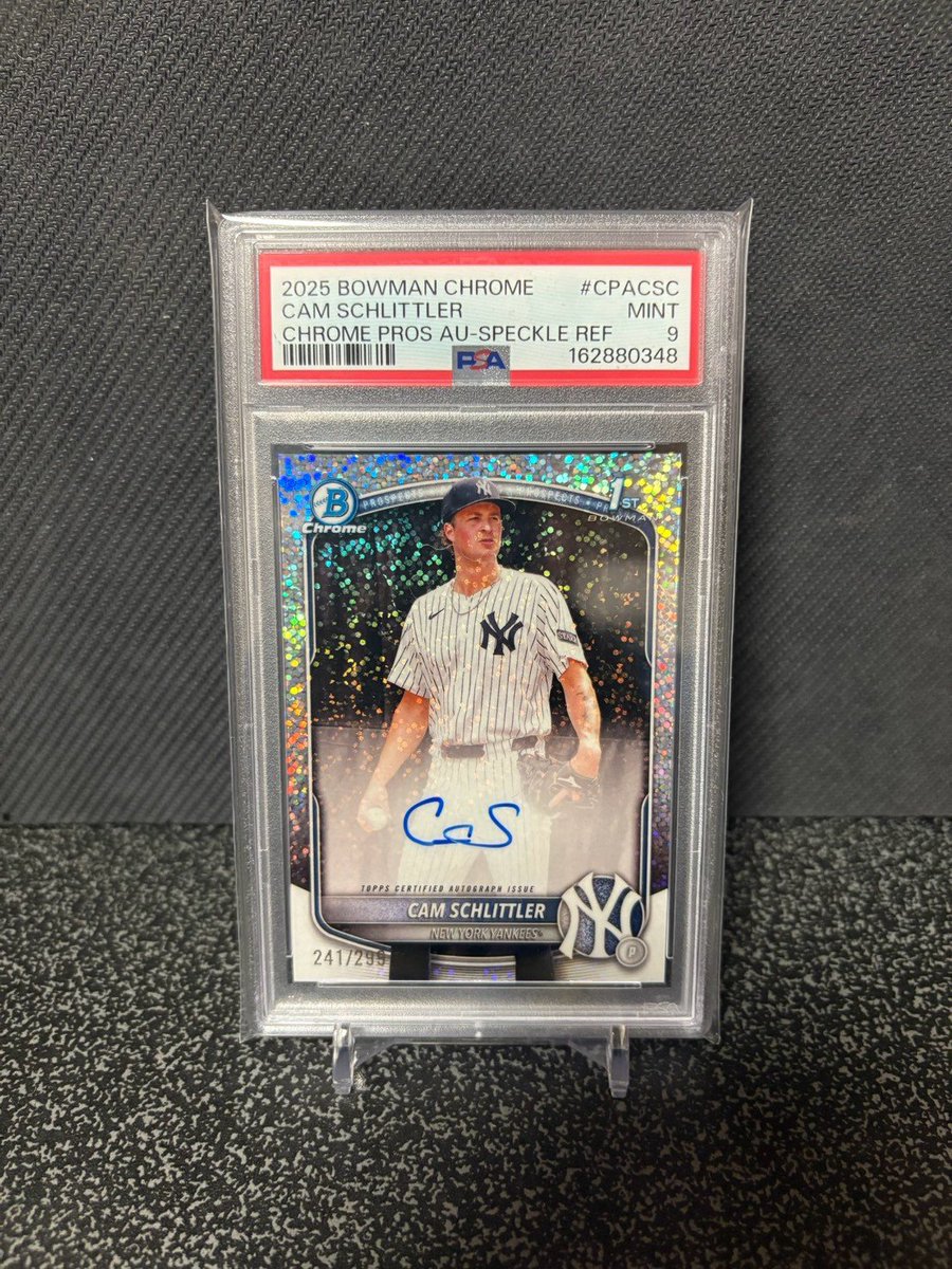 Memosn8g's tweet photo. New York Yankees

Topps bowman
キャム・シュリットラー 
1st bowman 直筆サイン
299枚限定 PSA9

Topps bowman
CAM SCHLITTLER
1st bowman auto /299 PSA9 https://t.co/Pq9ODmXHo4