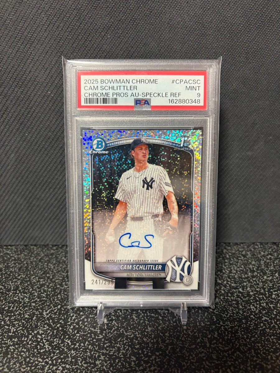Memosn8g's tweet photo. New York Yankees

Topps bowman
キャム・シュリットラー 
1st bowman 直筆サイン
299枚限定 PSA9

Topps bowman
CAM SCHLITTLER
1st bowman auto /299 PSA9 https://t.co/Pq9ODmXHo4