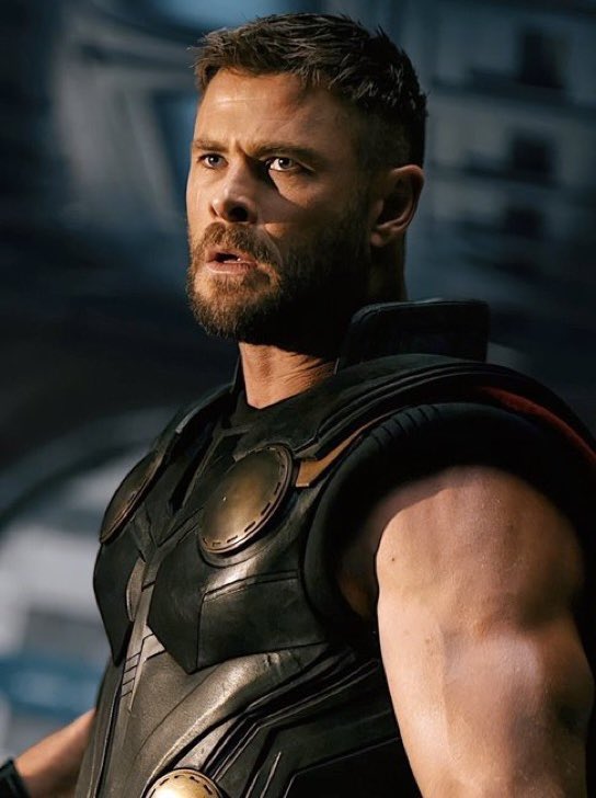 DiscussingFilm's tweet photo. The Russo Brothers say that the version of Thor in ‘AVENGERS: DOOMSDAY’ will be similar to ‘AVENGERS: INFINITY WAR’

“He has a wide array of directors with different tastes and different tones that have interpreted the character. We have a specific point of view on that character.”

(Source: https://t.co/5Exw0nQ3xX)