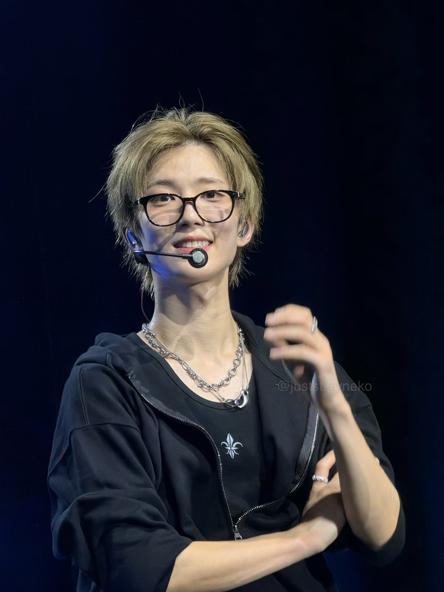 juststrayneko's tweet photo. like, he's so endearing 😭 https://t.co/Y5t2FTQGG8