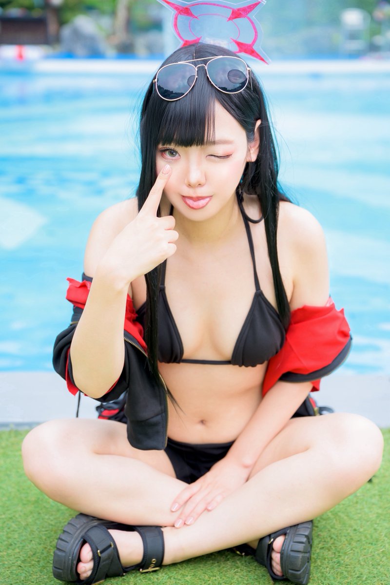 SumireYokan's tweet photo. 🖤cos🖤

ブルーアーカイブ
仲正イチカ

お腹のお肉は....ご愛嬌と言うことで何卒(コスプレイヤーの自我)

撮影ありがとうございました🙏
📸夏輝さん@natuki07301470 
 #Cosplay https://t.co/d475mmIy3R
