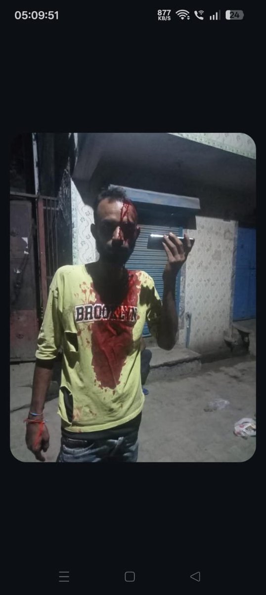 Advpintukumar's tweet photo. @AnnuChaudhary08 @ghaziabadpolice @DCPTHindonGZB @Uppolice @myogiadityanath @uptrafficpolice @dm_ghaziabad @DCPRuralGZB @ghaziabadpolice @uppolice https://t.co/sQiIRPWTPe