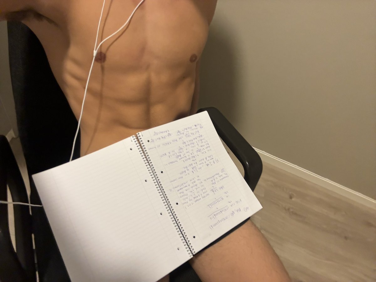 Emiledpontique's tweet photo. Going out on Friday?
Homeworks naked ! https://t.co/YpPk2Rn5kW