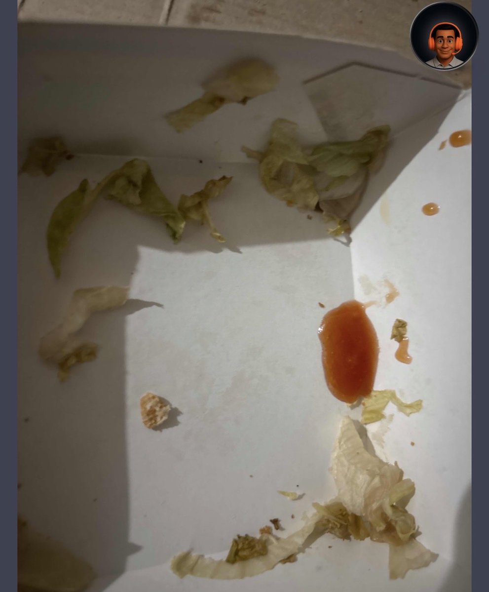 Krish_Gambhire's tweet photo. To the @Swiggy  Customer Care Team,

I am writing to formally complain about an extremely disappointing experience with a recent order from McDonald's through your platform. https://t.co/hXoVwzKY8R