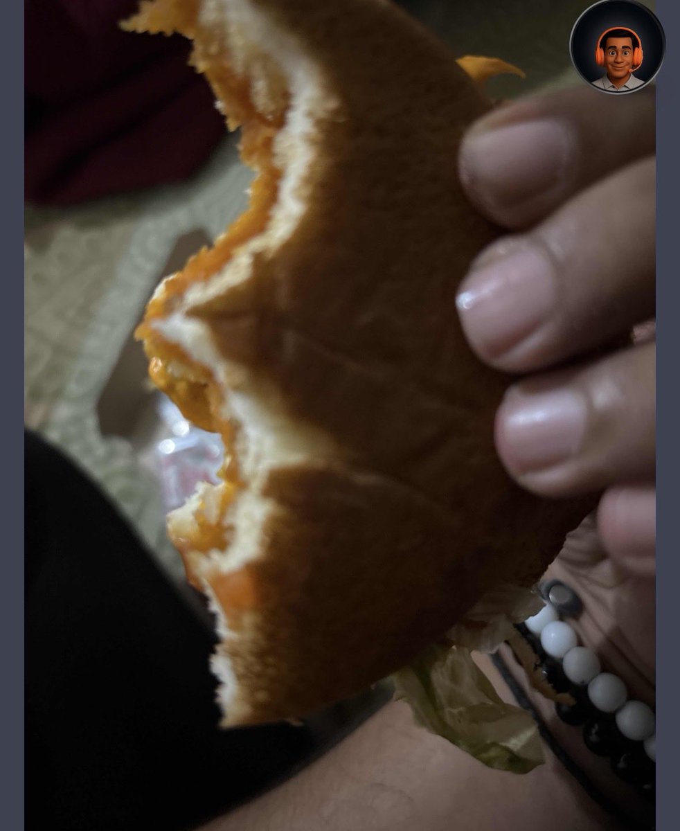 Krish_Gambhire's tweet photo. To the @Swiggy  Customer Care Team,

I am writing to formally complain about an extremely disappointing experience with a recent order from McDonald's through your platform. https://t.co/hXoVwzKY8R