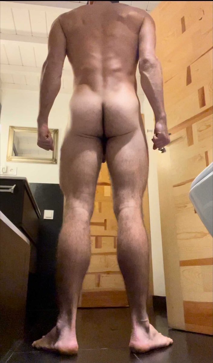 BigDicklatin2's tweet photo. One of my bro’s I swap dick pics with 😈 🍆💦💦
#bros #broingout #bigdick #bigcock #fatbulge #bulge #malebonding https://t.co/1RXPsRzG0Q