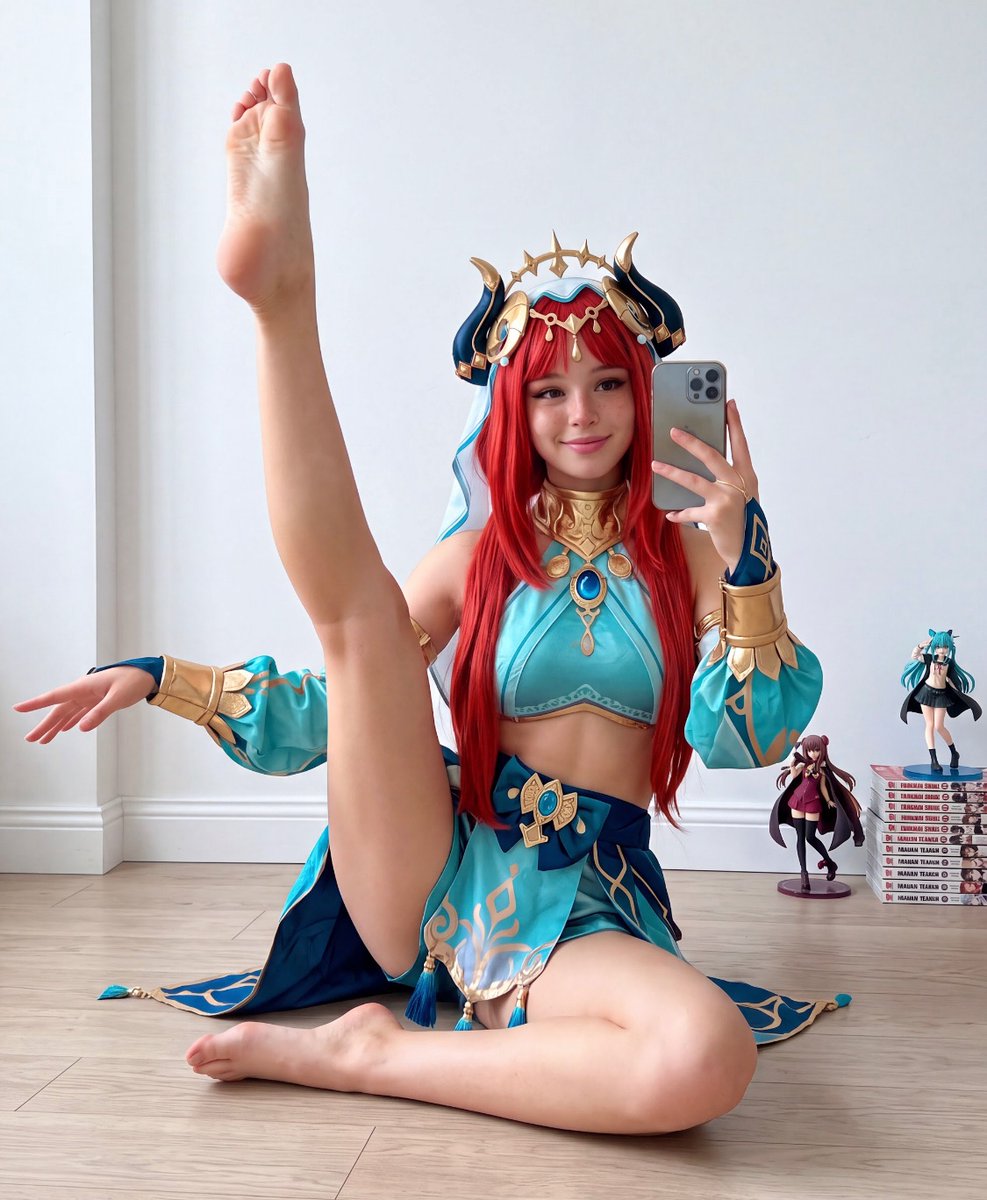 emicoserr's tweet photo. rate my flexibility 💜 https://t.co/m0DiE52qZI