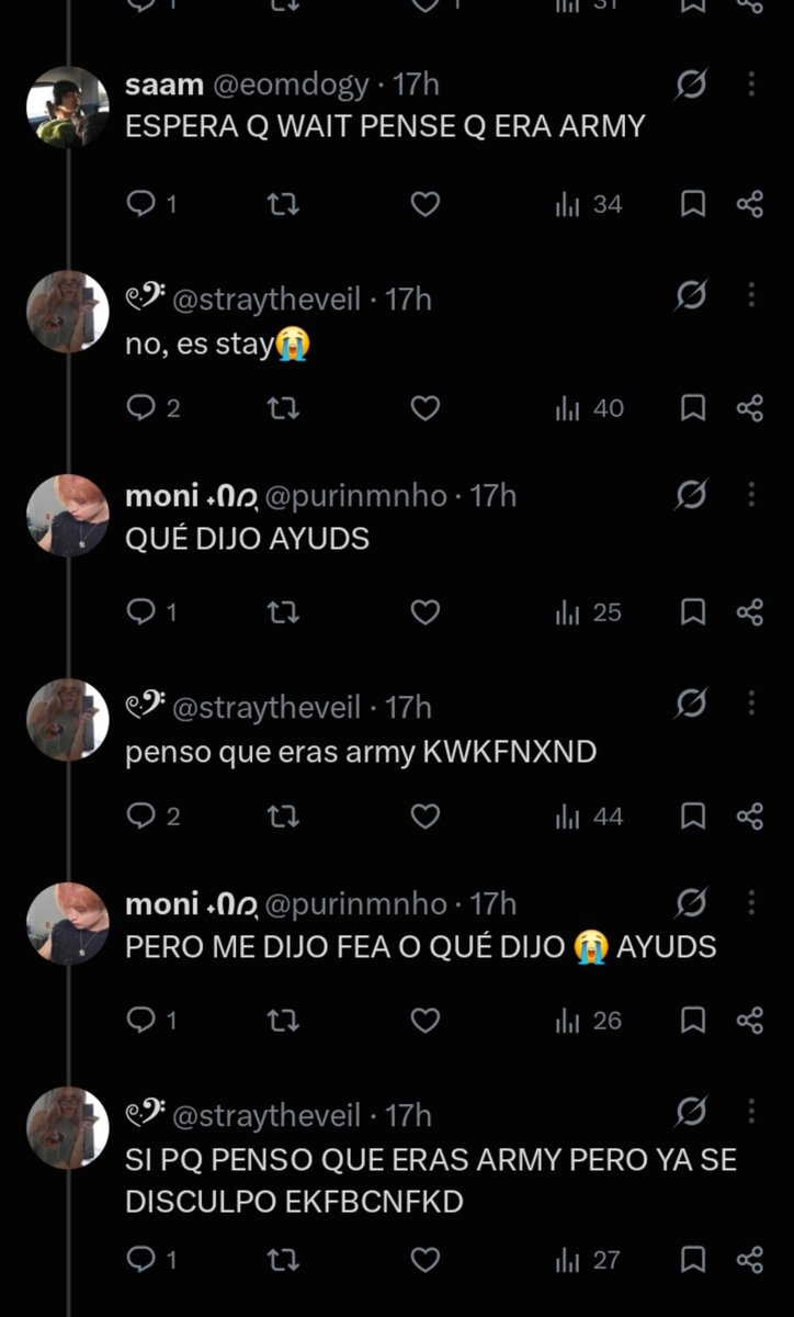 mochigkuu's tweet photo. Dizque obesas eres tremenda grasienta que hasta  una de tu mismo fandom dijo que eras re fea y no mintió 🥺 para luego cambiar de opinión cuando se dio cuenta que no eras army,  cómo es posible que tengas más papada que skz hit https://t.co/hpgASMYsAx