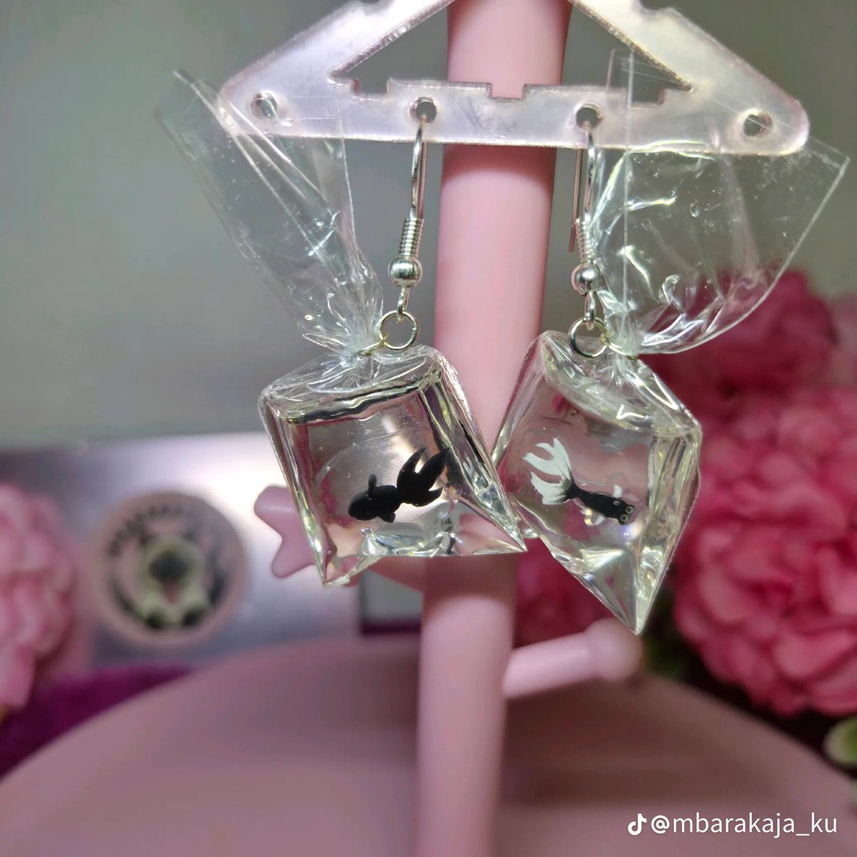 Mbarakaja_Ku's tweet photo. Aros de peces en bolsita 🐟🐠

Precio: 25.000 Gs. Disponible para entrega inmedianta. ❣️

Material: Acero inoxidable. 🩶

¡Hacemos envíos a todo el país! 🇵🇾

#accesorios #alternativo #aros #collares #Paraguay https://t.co/YFShanM7oq