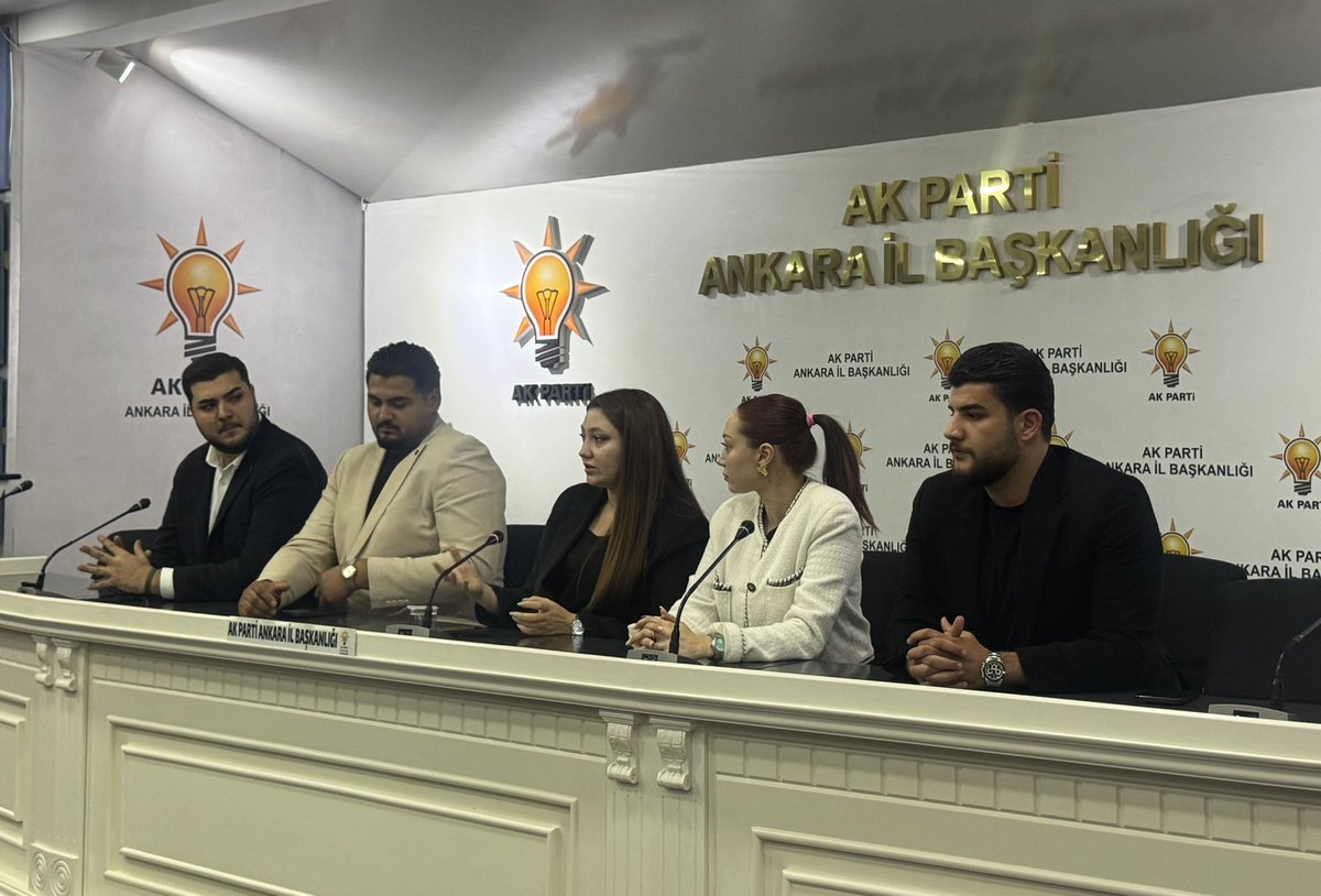 uniakankara's tweet photo. 📍Ak Parti Ankara İl Başkanlığı 

Üniak Ankara Yönetim Kurulu toplantımızı, Üniak Ankara Başkanımız Edanaz Dızbay’ın öncülüğünde gerçekleştirdik.

Yeni dönemde hayata geçireceğimiz çalışmalar ve projeler üzerine istişarelerde bulunarak yol haritamızı değerlendirdik. https://t.co/BRuhtXML2z