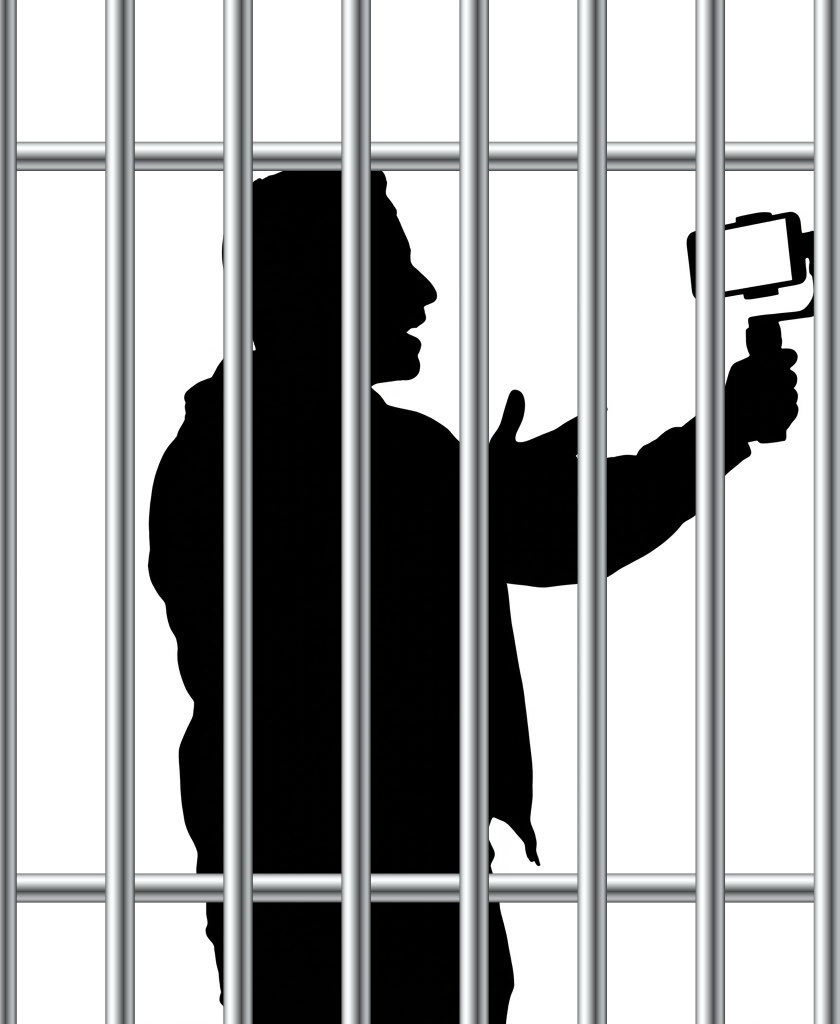 QGdoPOP's tweet photo. ACABOU A FARRA! Lula enviará ao Congresso um projeto de lei que criminaliza a divulgação de casas de apostas e prevê pena de 4 a 6 anos de PRISÃO para influenciadores que fizerem propaganda de plataformas de apostas, inclusive as que operam regularmente fora do país. A pena pode aumentar em até 2 anos se houver remuneração vinculada às perdas dos apostadores.