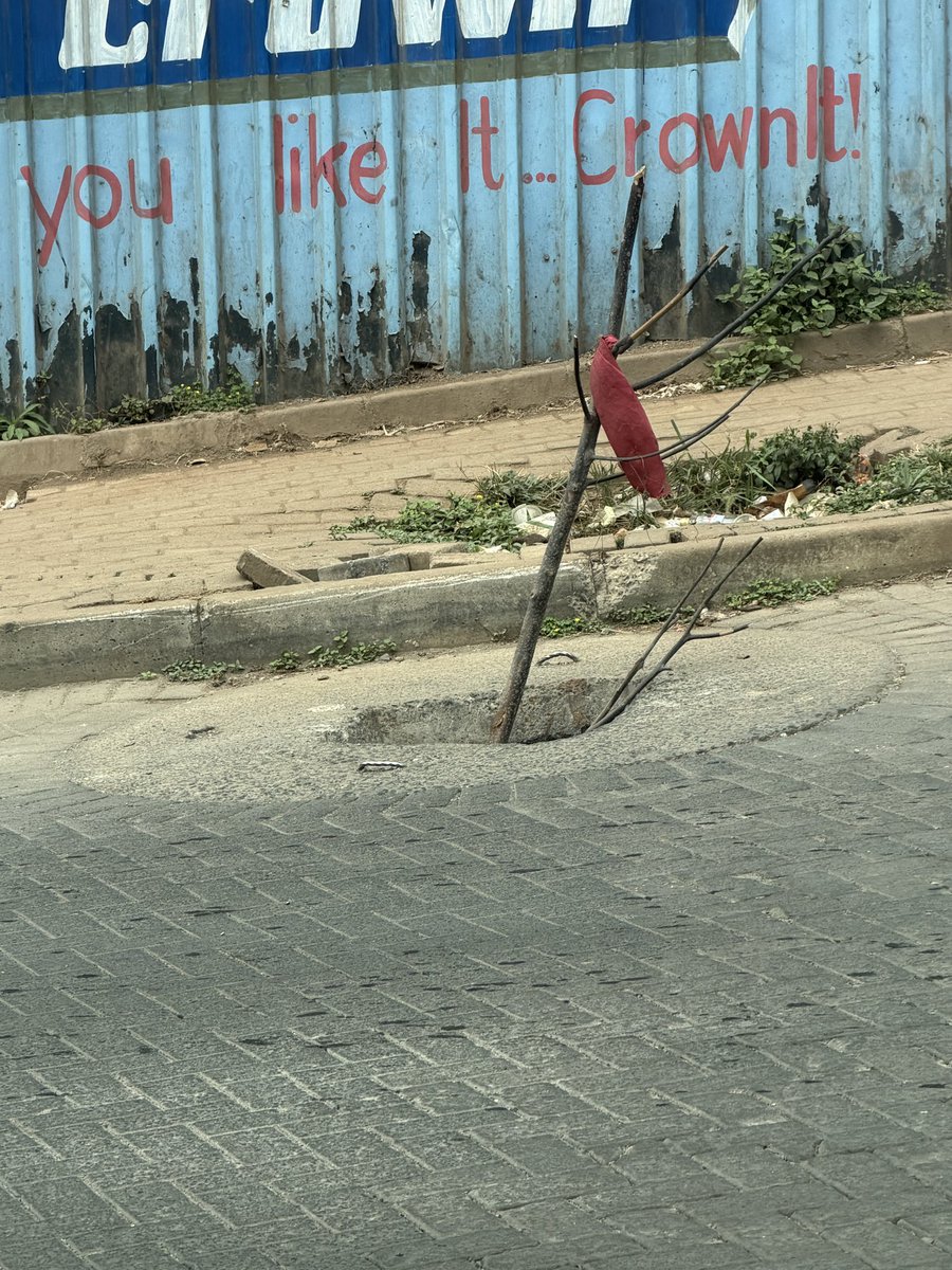 Alfayaz11's tweet photo. 🤣🤣🤣🤣🤣🤣  back home. https://t.co/8UOByNZqHn