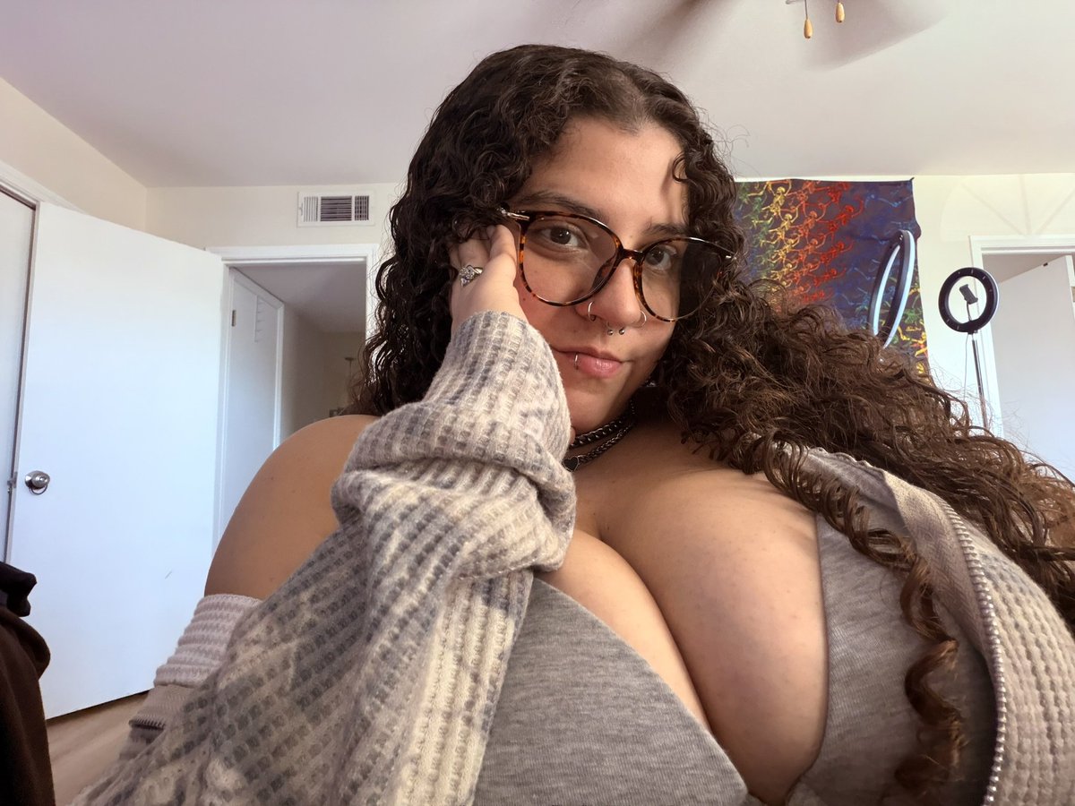 OFStarPromo's tweet photo. 🦸‍♂️ OF Star Promo Present :

💋 Bunny 💋

👇🏽 SUB Now for FREE 👇🏼

https://t.co/9vSYncgH9D

Twitter: @Bunnyxwilde https://t.co/RKF36bsaGA