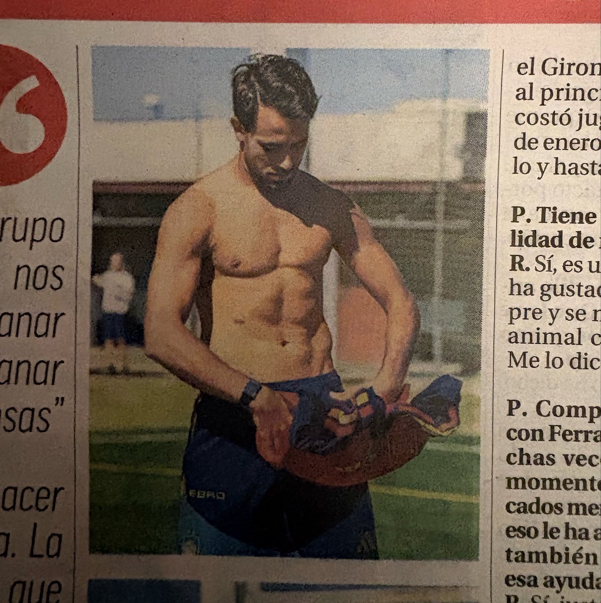 SPIDEYMUSE's tweet photo. madre mia chicas estoy en el suelo https://t.co/KNIVGazWVj