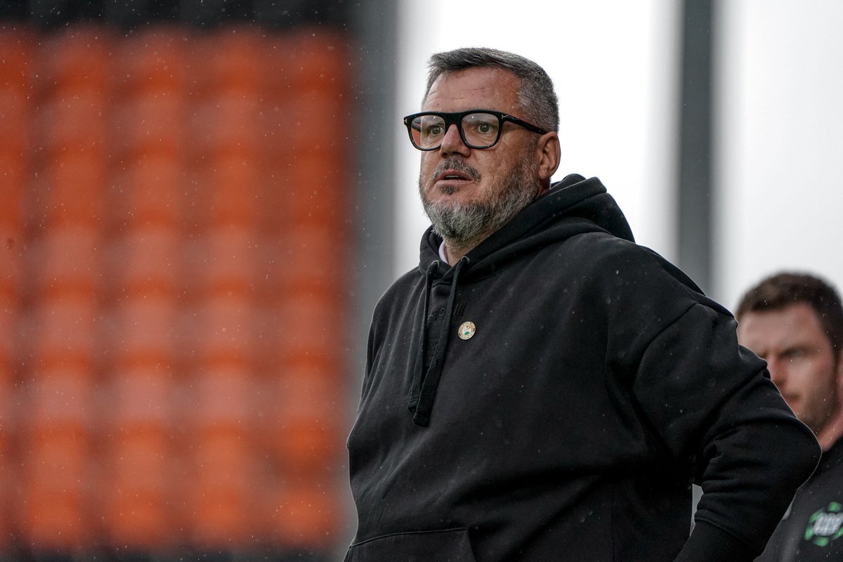 BarnetFC's tweet photo. What a day—let’s recap! 🐝
1️⃣ Unfortunately, Dele Alli isn’t signing… yet. 👀
2️⃣ Five years ago today, Deano took charge of his first Barnet game.
3️⃣ Our York City fixture has been rearranged for Tuesday 27 October.
4️⃣ Episode 2 of Hive Talk is out now on all platforms.
5️⃣ Tickets for Bristol Rovers away are on sale.
6️⃣ At Home with the Brennans is available on our YouTube channel.
7️⃣ You could win a copy of FC 27 plus two tickets to Barnet v Swindon!
Finally, thank you, Deano, for five glorious years. Here’s to many more! 🧡🖤
#BarnetFC | 🐝