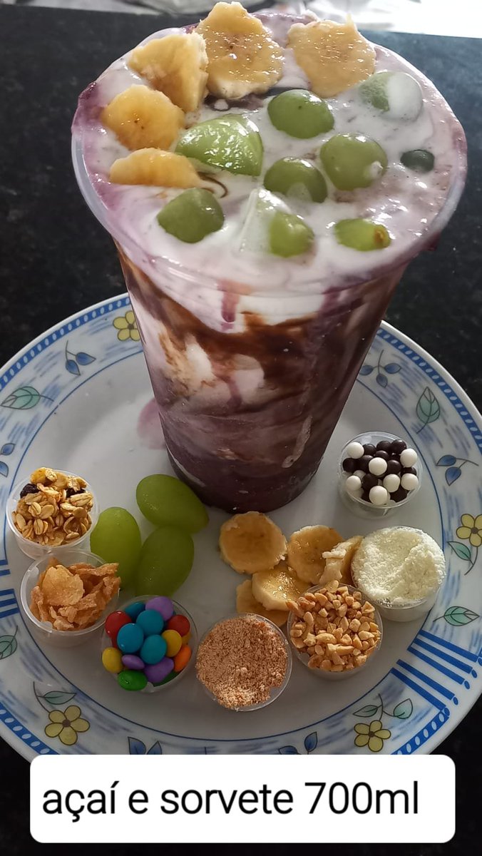 taehyslover's tweet photo. moots quem for de sp e gostar de açaí/sorvete minha mãe começou a vender no ifood ok muito saboroso quem quiser o link comenta q eu mando dm https://t.co/xMoLfGV8fB