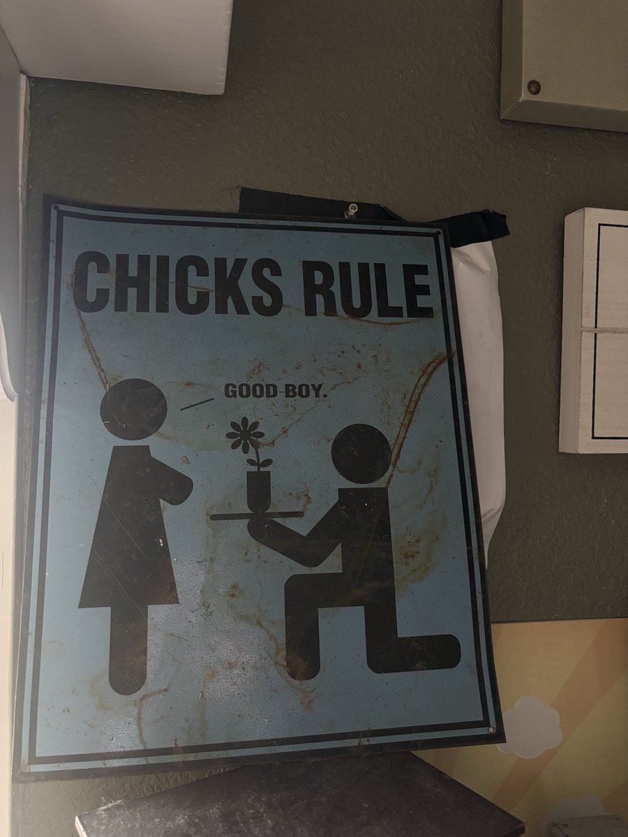 lilyzluck's tweet photo. hmm fav sign in my apt probably best thrift find ever https://t.co/zM0hDBWICk