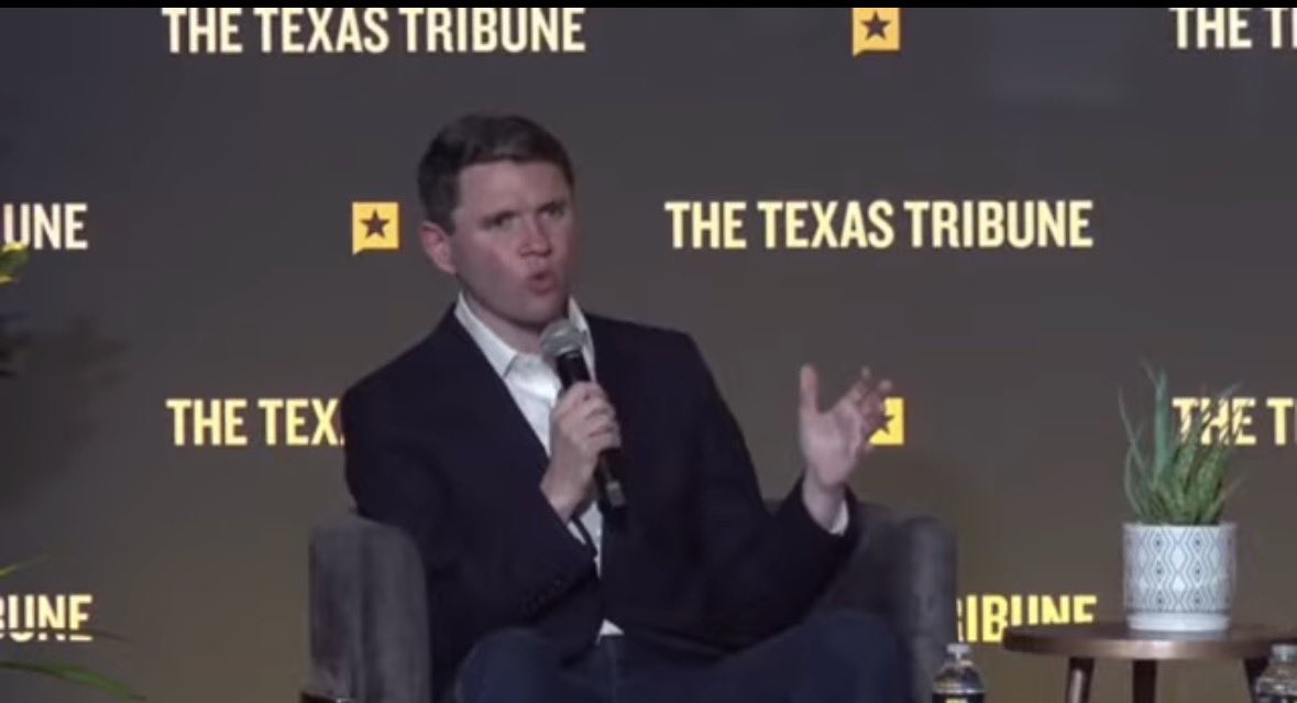 MJTruthUltra's tweet photo. Do you understand now?

Marjorie Taylor Greene lives in Georgia… and here she is in Austin, Texas yesterday trying to convince Texans that MAGA is dead and Trump is bad…

Mind you, this is the same event where Talarico is speaking, trying to convince voters that democrats are the better choice for the midterms.

Talarico spoke first and then MTG came in with the icing on top. She is trying to get him elected.

https://t.co/qXyxugTw19