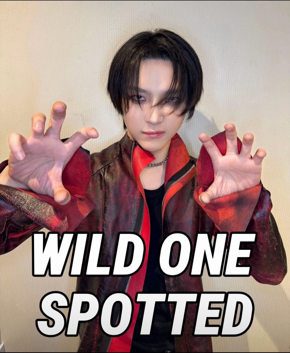 EUIJ00LOVER's tweet photo. yall are never gonna hear the end of me with these pics btw and when i edit them to change captions ill never stop https://t.co/fbXiyDzyqm