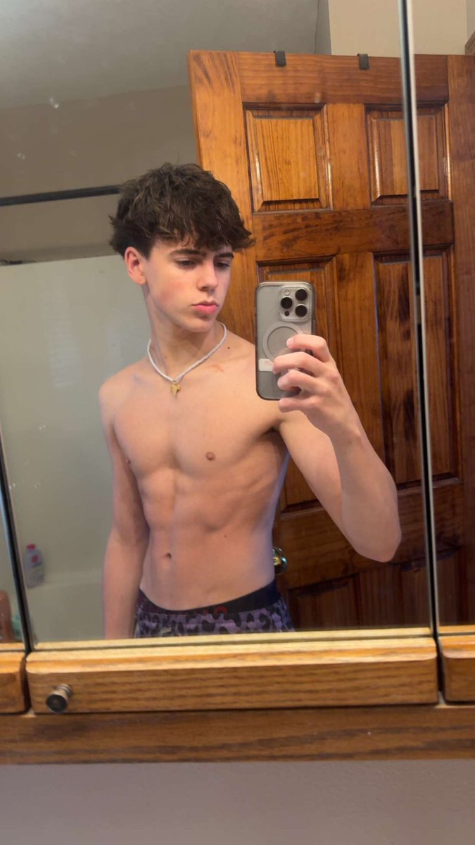 AmiraStellar's tweet photo. https://t.co/cW25631BRD
Jackson Ellsworth🥰❤️ https://t.co/pfthoZ4KOP