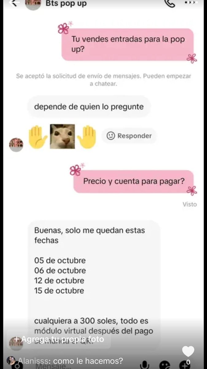 KatnaXD's tweet photo. Jajjajajaaj que tan muerto de hambre y lacra tienes que ser para vender algo que es gratis ….. una mrd esas personas ..😒😒😒😒
#bts #popup #lima #peru https://t.co/l4wv1qoVud