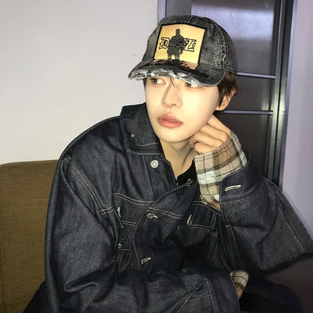_leeolee tweet picture
