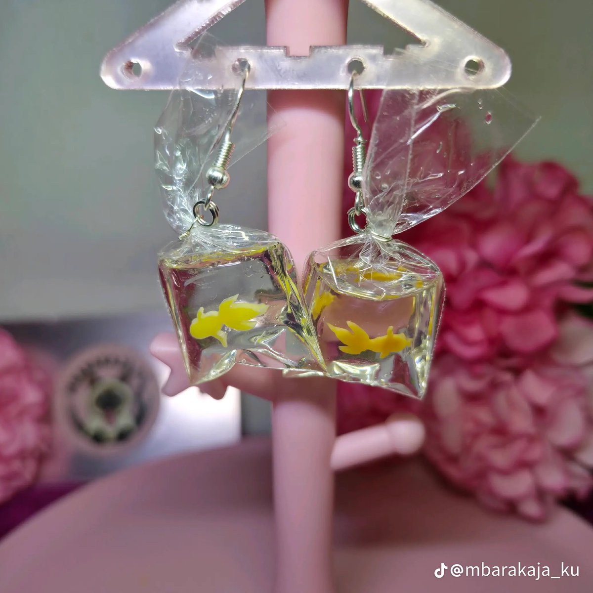 Mbarakaja_Ku's tweet photo. Aros de peces en bolsita 🐟🐠

Precio: 25.000 Gs. Disponible para entrega inmedianta. ❣️

Material: Acero inoxidable. 🩶

¡Hacemos envíos a todo el país! 🇵🇾

#accesorios #alternativo #aros #collares #Paraguay https://t.co/YFShanM7oq