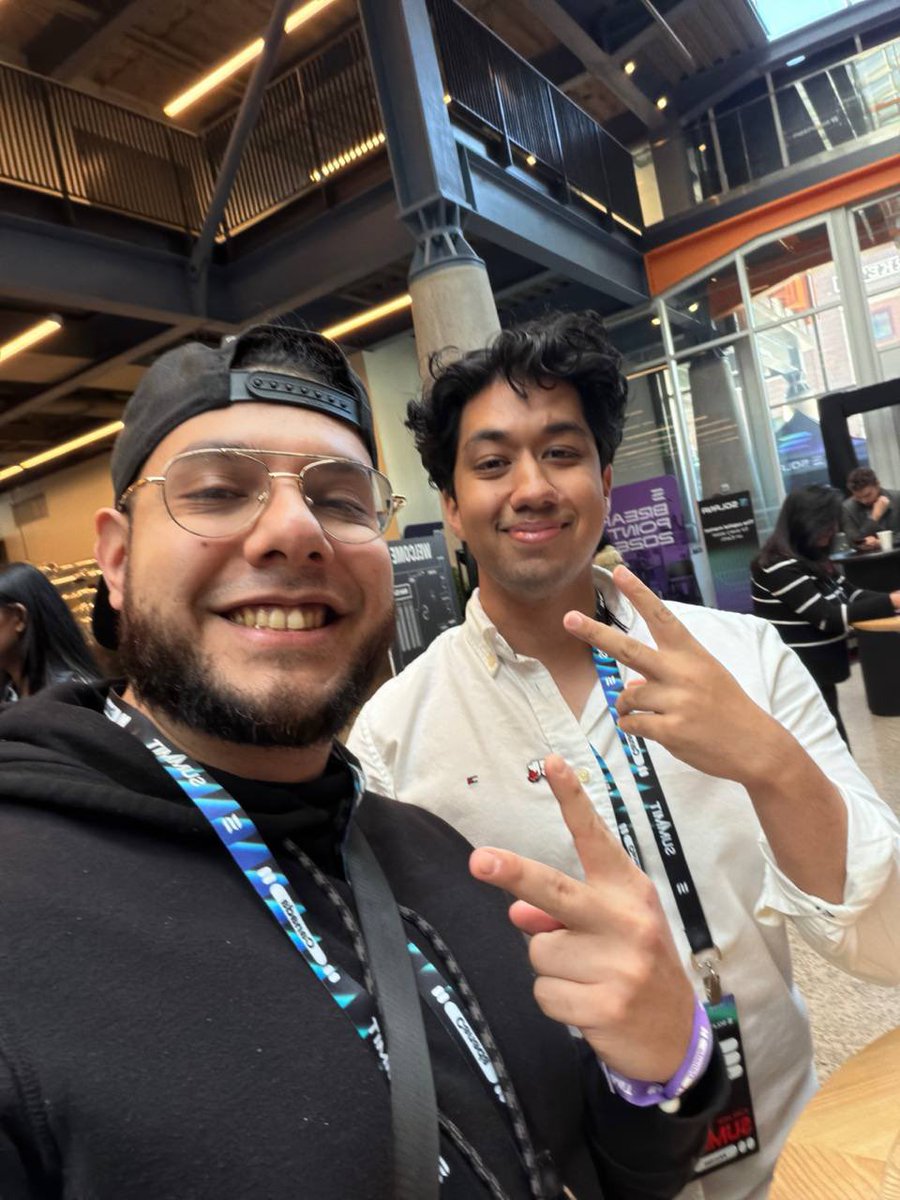 m4rktmaker's tweet photo. What an amazing two days at Solana Summit 🇨🇦
Great meeting so many builders, founders, and people pushing the ecosystem forward @solana 
Big thank you to the entire @SuperteamCAN @supersimon77 crew for making this memorable and one for the books https://t.co/am1lydKU4D