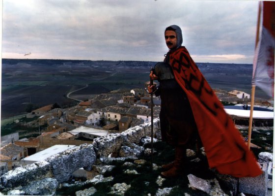 FranDiaz_1992's tweet photo. Lo dice quien se disfrazó de Cid Campeador para ser presidente de la Junta de Castilla y León 🤣 https://t.co/CV7lu5HAA5