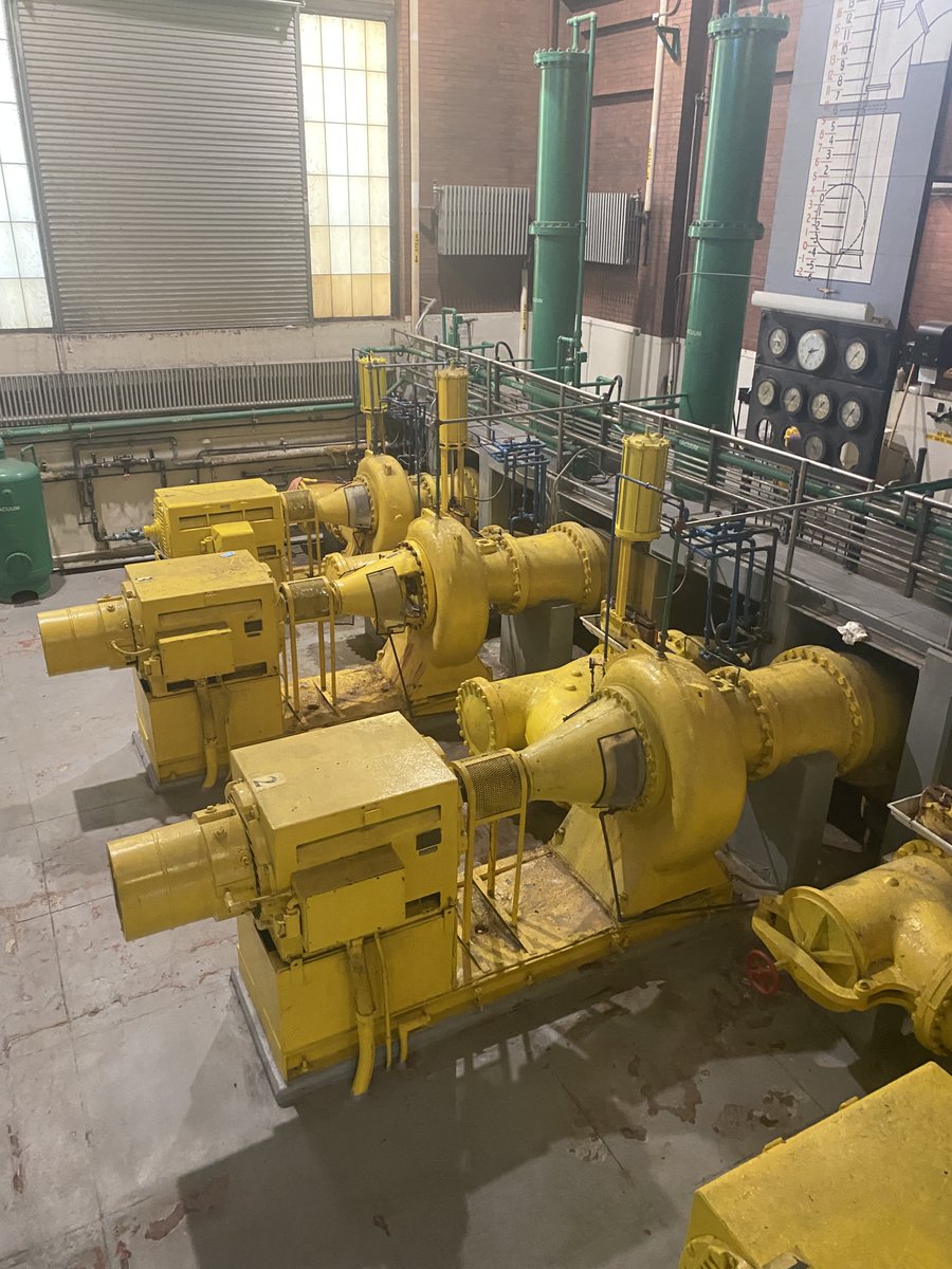 RogueWaterLab's tweet photo. Rogue visited our partner @LCAuthority and Catalyst + Convergence alum Taylor Stakes for a behind-the-scenes look at Kline’s Island WWTP, which treats 32M gallons/day. Built in 1928, it’s a great example of water’s past and future working side by side. https://t.co/yE3ehY1uRq