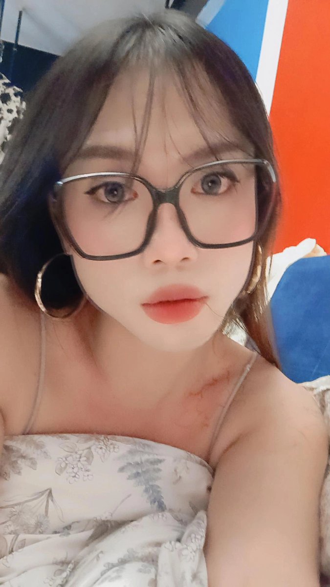HiHiwfufu's tweet photo. 這次連假來恆春的人好多
還是連假前的墾丁太冷清
搞得我有點害羞 
酒客們就喝好玩好囉 

#恆春
#屏東
#三性 https://t.co/vYEoAYlgIH