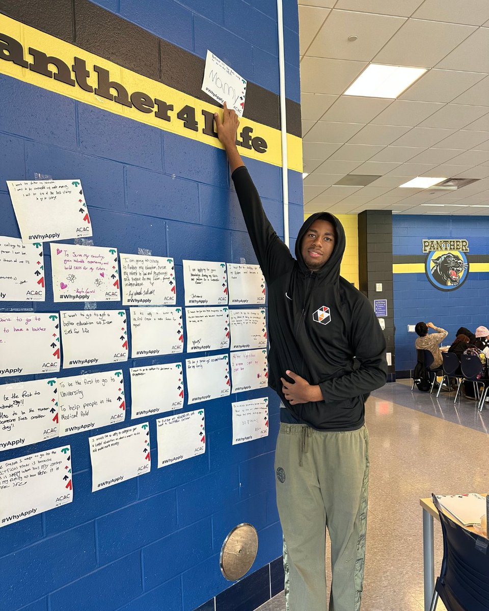 MeridenK12's tweet photo. Platt High School seniors celebrated #WhyApply Day during lunch waves! 🎓 Seniors had the opportunity to share their postsecondary plans and why those plans are important to them.

📸 Photo credit: Aurelio Marinelli

#wootwoot #herestudentssucceed #MeridenCT https://t.co/cZL2juFBuq