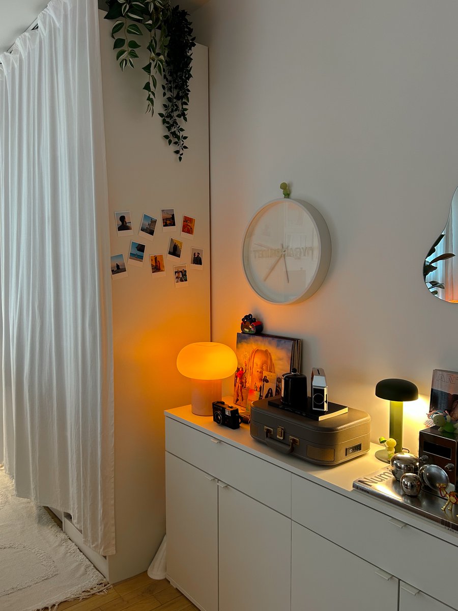 interiorsuckerr's tweet photo. https://t.co/D9Vkt9RrO4