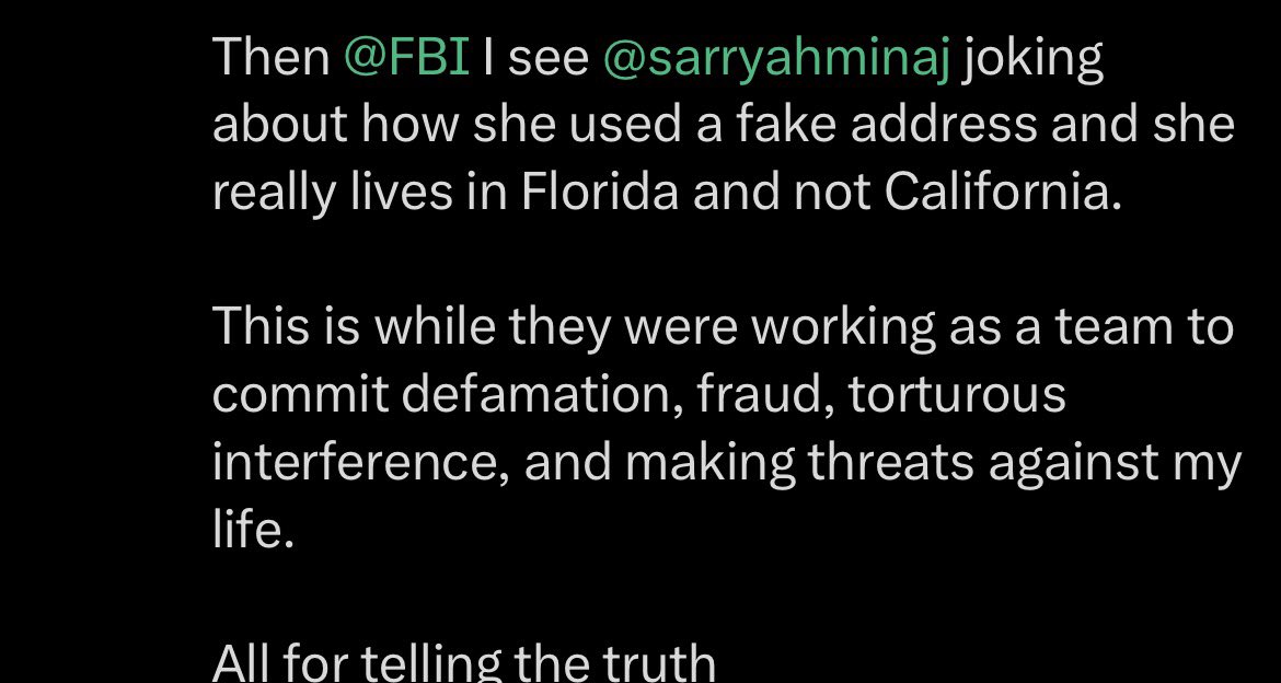 SarryahMaraj's tweet photo. @TheLightJoker24 @Naynaymontoya23 @sarryahminaj This is you constantly trying to address me and getting ignored. I’m not getting arrested and you aren’t going to “find me” 😭🫵🏾  you going to get laid tf out somewhere trying to play with me https://t.co/Bs5JwzoYQj